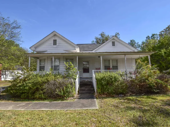 54 Hill St, Brent, AL 35034