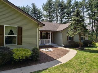 6 Longview Rd, Glen Mills, PA 19342