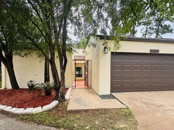 20313 Sunny Shores Dr #B, Humble, TX 77346