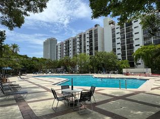 16909 N Bay Rd APT 714, Sunny Isles Beach, FL 33160