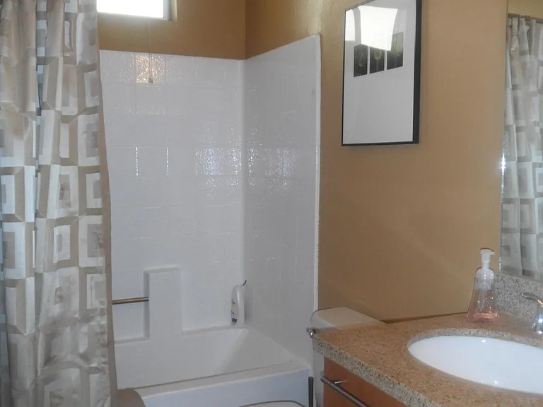 2045 Beloit Ave #106 — Photo 12
