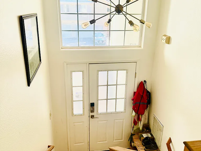 716 Eloise Ave #C — Photo 4