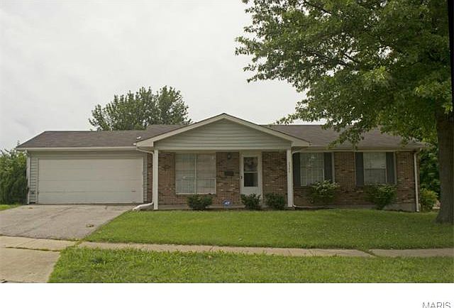 1st image of 2380 Farflung Dr