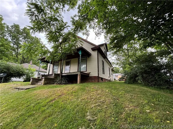 405 Mill Street, Salem, IN 47167