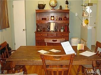 5th image of 9532 Cote Brilliante Ave