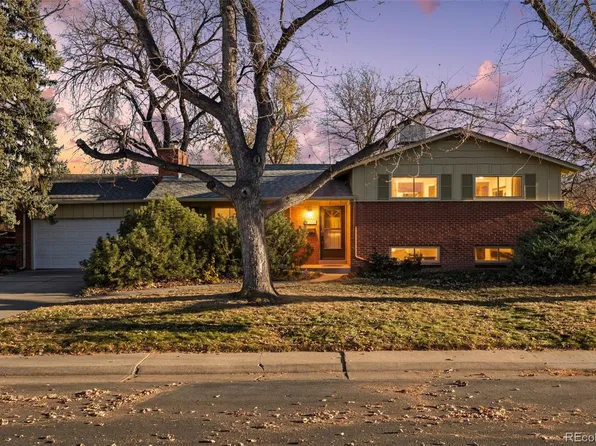 11820 W 30th Place, Lakewood, CO 80215