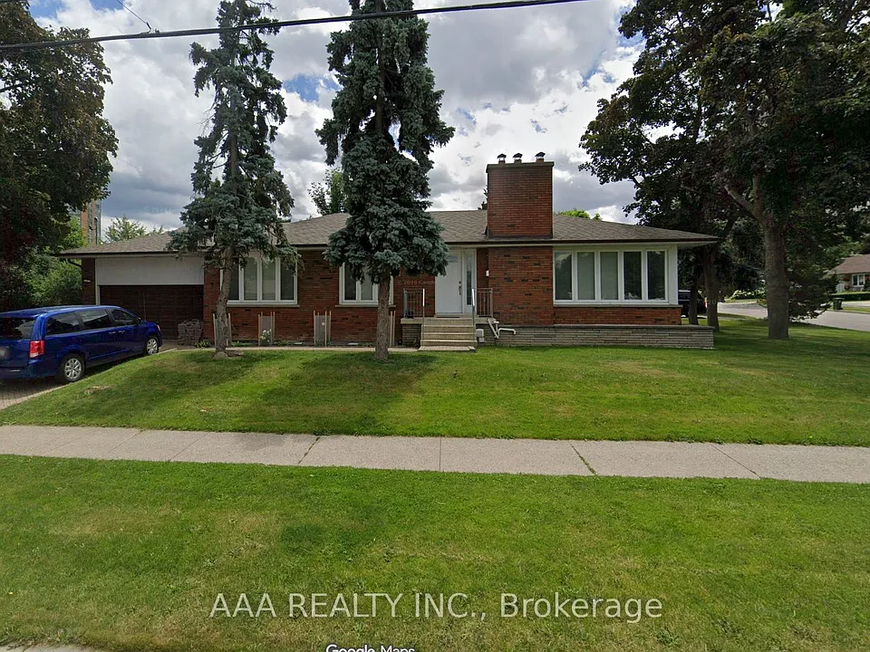 27 Kingsview Blvd #1