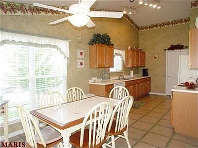 2nd image of 10159 Chancery Ln