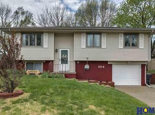 304 7th St, Ceresco, NE 68017