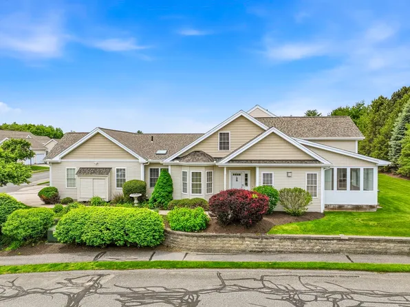 70 Orchard Meadow Dr Unit 70, Shrewsbury, MA 01545