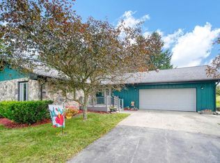 792 Meadowbrook Dr, Hudson, MI 49247