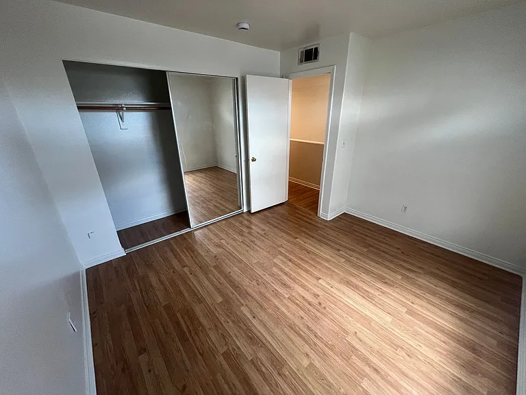 8112 Autumn Star Ave — Photo 35