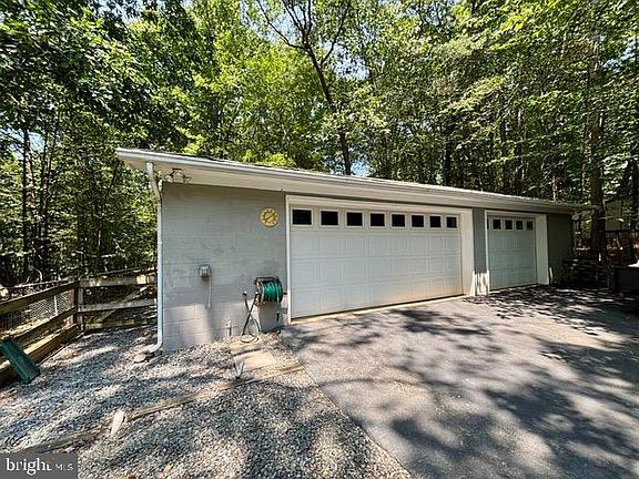 3rd image of 6512 Basil Ct