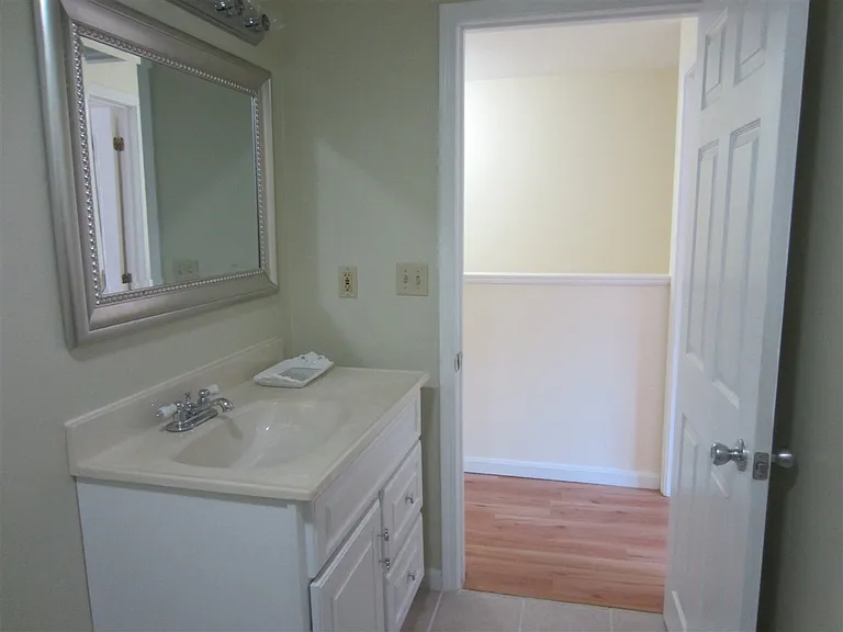1025 S Mammoth Rd #6 — Photo 18