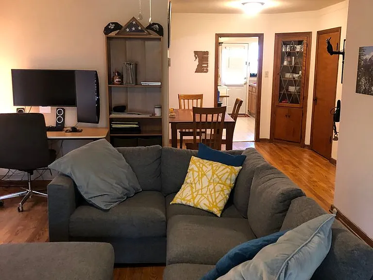 1764 Northwest Blvd — Photo 3