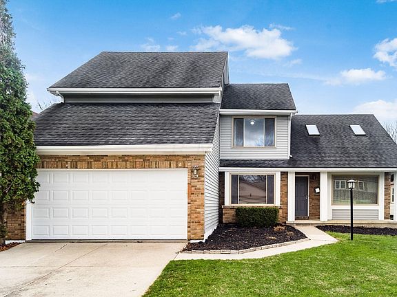 3rd image of 2161 Stowmont Ct