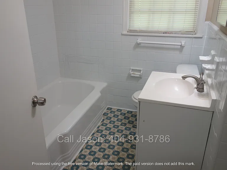 1911 Delowe Dr SW — Photo 9