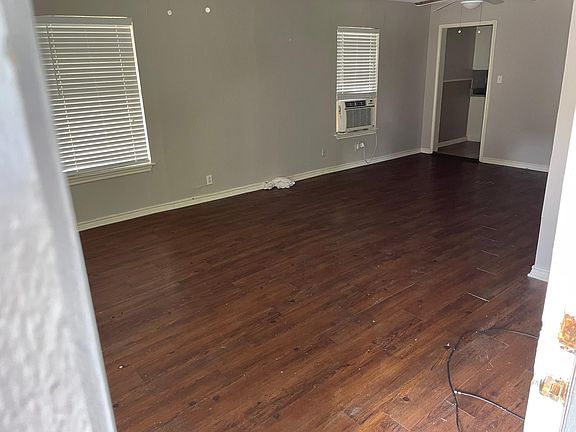 5th image of 207 S 4th St
