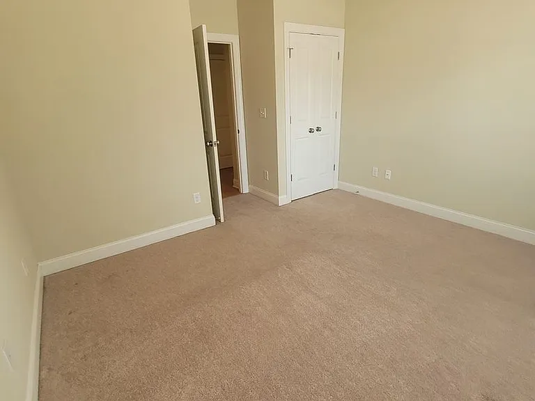 1131 Shellbank Ln — Photo 18