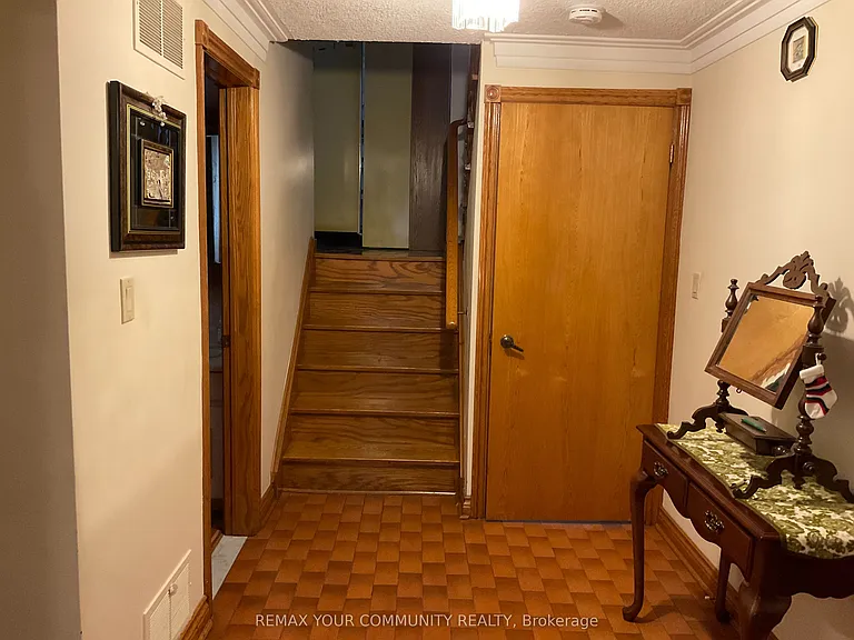 391 Glen Park Ave #UPPER — Photo 12
