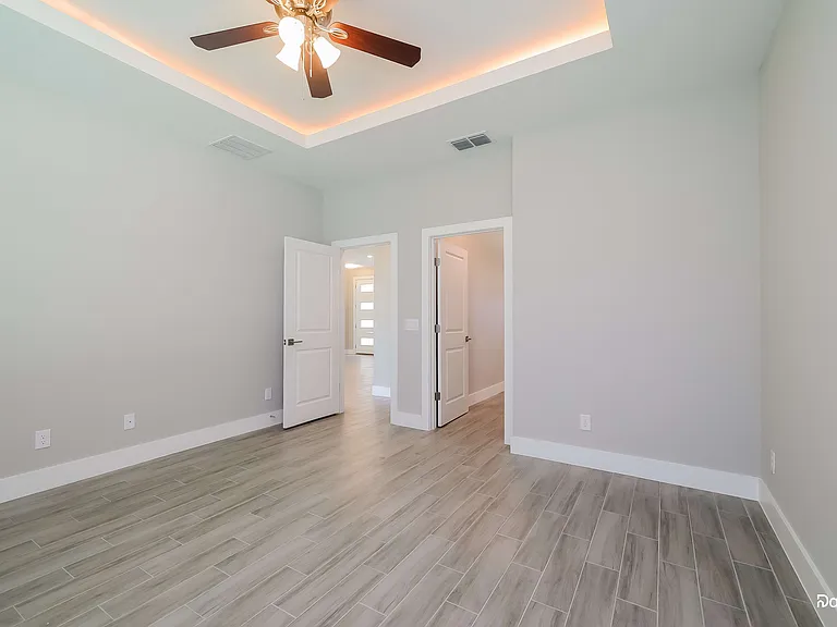 2099 Rio Grande Canyon Loop — Photo 10