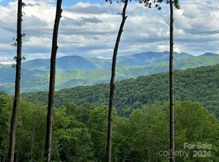 284 Running Deer Trl, Waynesville, NC 28786