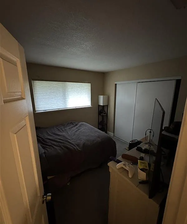 2005 Sultana Dr