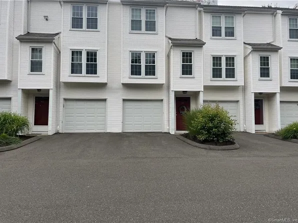 380 Hitchcock Road #85, Waterbury, CT 06705