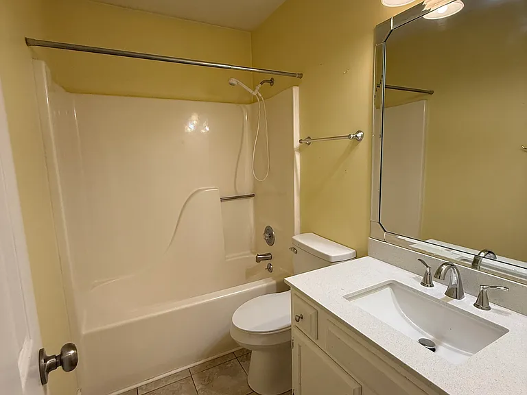 2425 Downing Dr — Photo 4