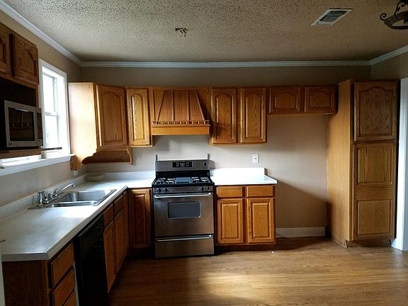 3rd image of 122 Marino Dr