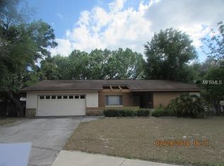 303 Mahogany Dr, Seffner, FL 33584