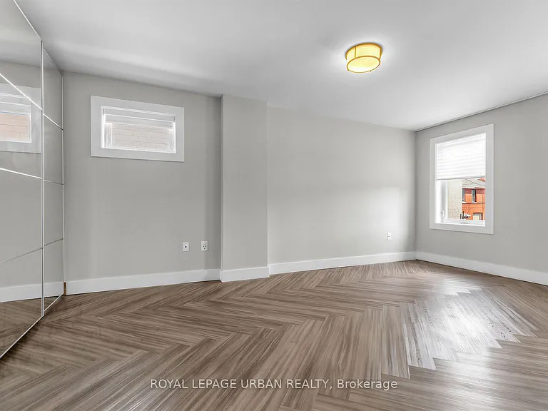 901 Pape Ave — Photo 11