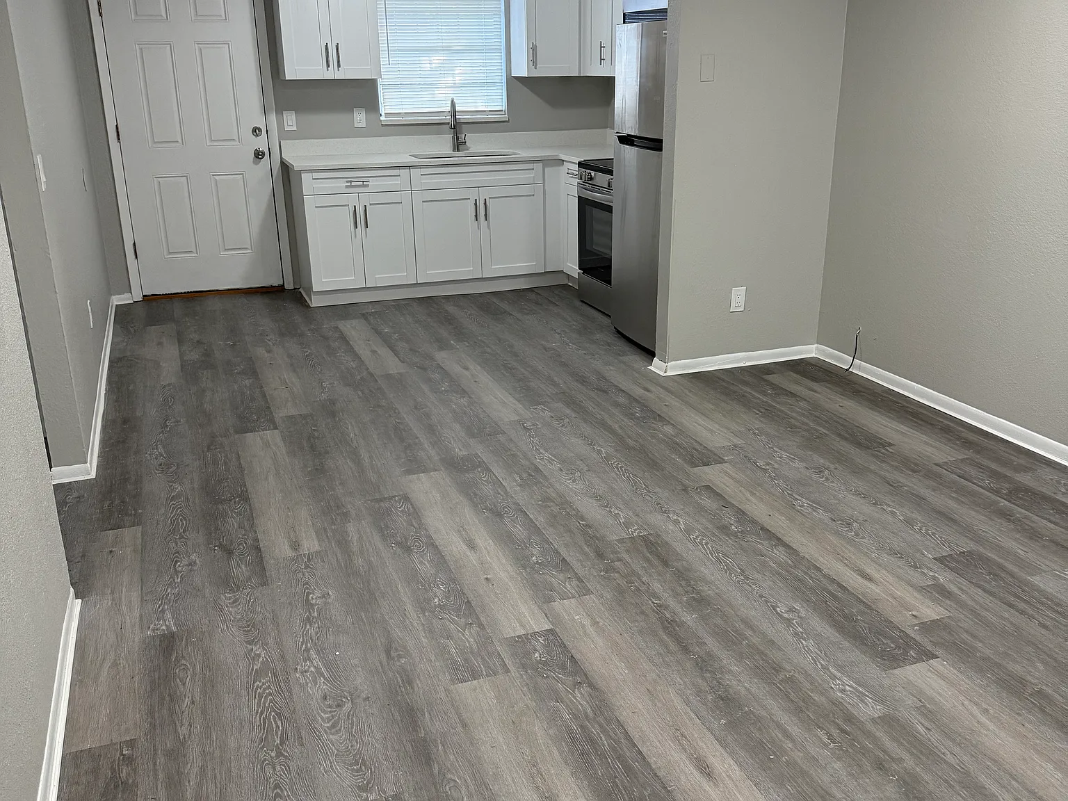 2 bed, 710 sqft, $1,650 — Photo 1