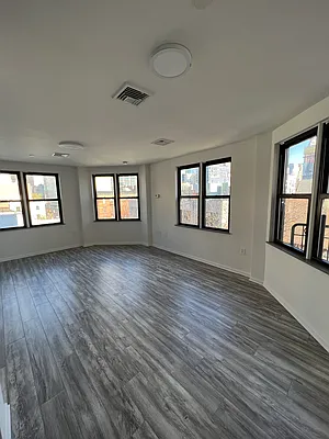 Rented by CTL REALTY LLC | media 10