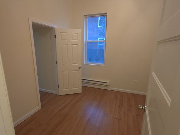 Bedroom/Den