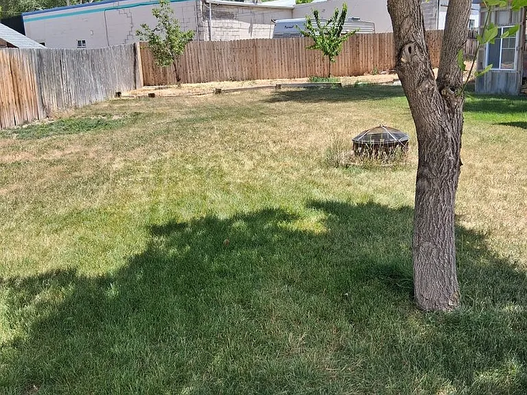 535 Crescent Dr — Photo 14