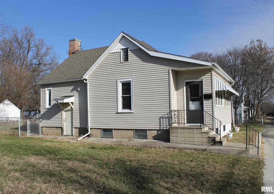 1st image of 3037 W Trewyn Ave