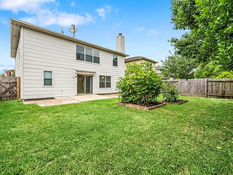 13515 Naples Bridge Rd — Photo 31