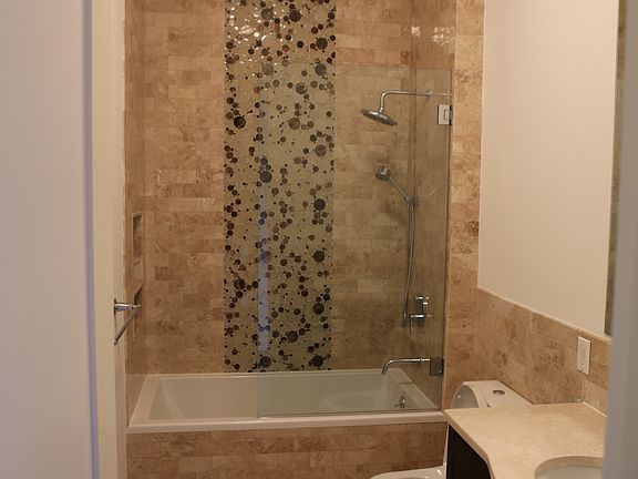 3rd image of 290 Greene Ave APT 2