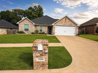 1524 Nate Cir, Bullard, TX 75757