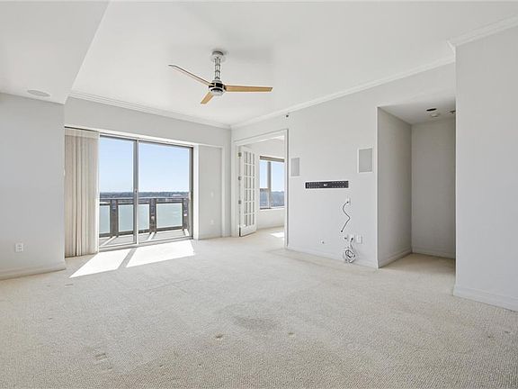 2nd image of 4950 Central St APT 702