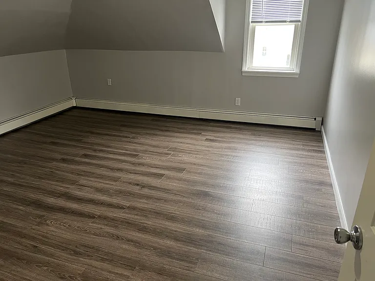 1 Laud St #2 — Photo 12