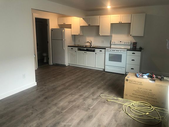 3rd image of 2300 McDonald Ave #4