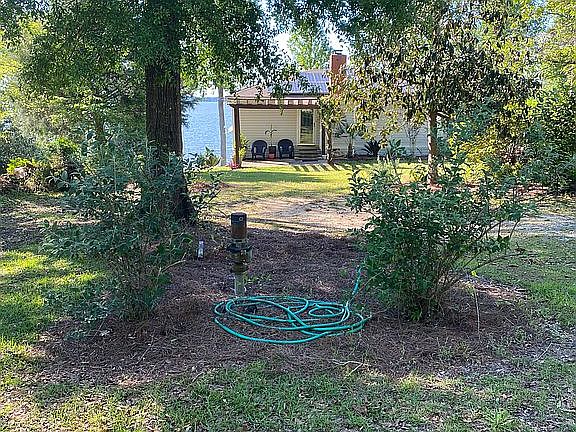 2nd image of 121 Pataula Heights Ln