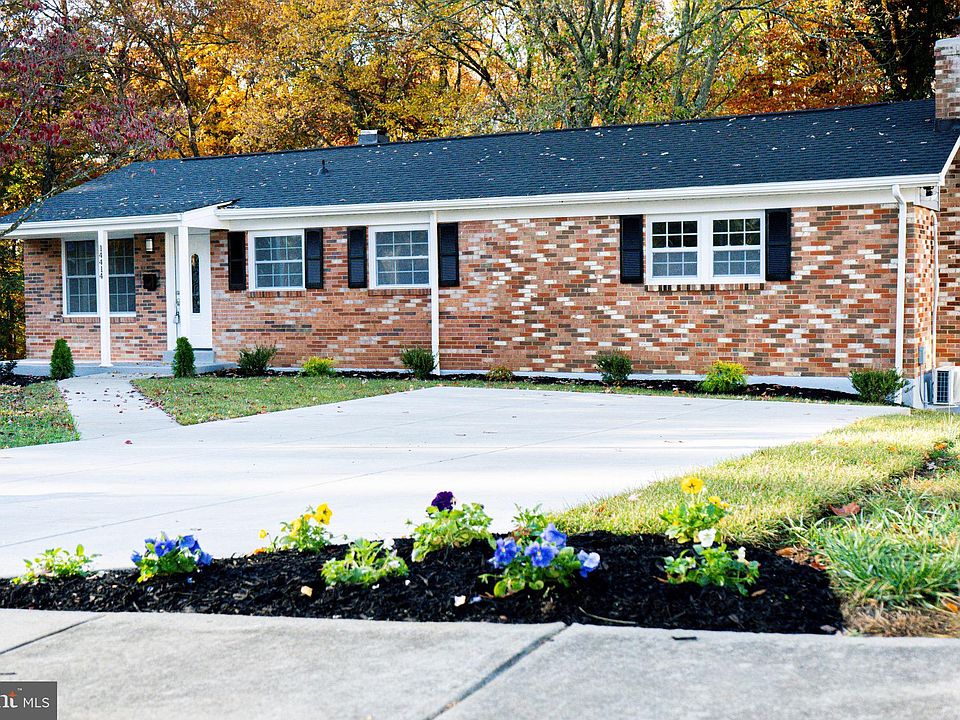 1st image of 14414 Fairview Ln