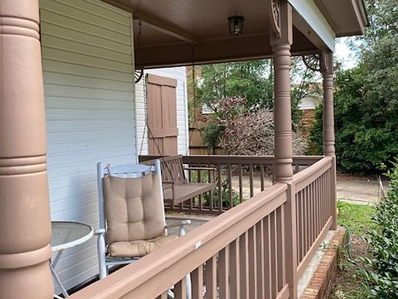 2nd image of 612 Sarazen Dr