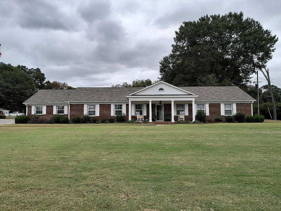1101 S College St, Trenton, TN 38382 Zillow