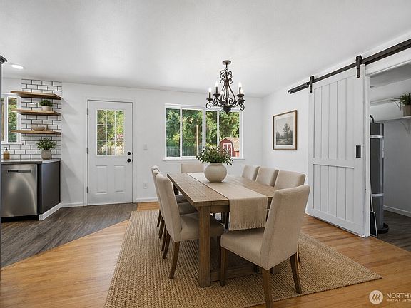 5th image of 10105 229th Avenue E