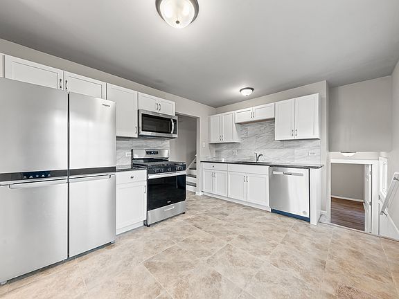 5th image of 317 Farragut St