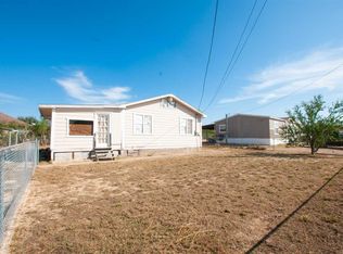 5310 Lopez Ln, Zapata, TX 78076